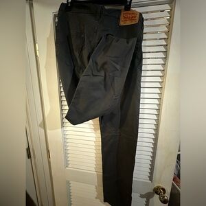 Men’s Levi’s 502 jeans
